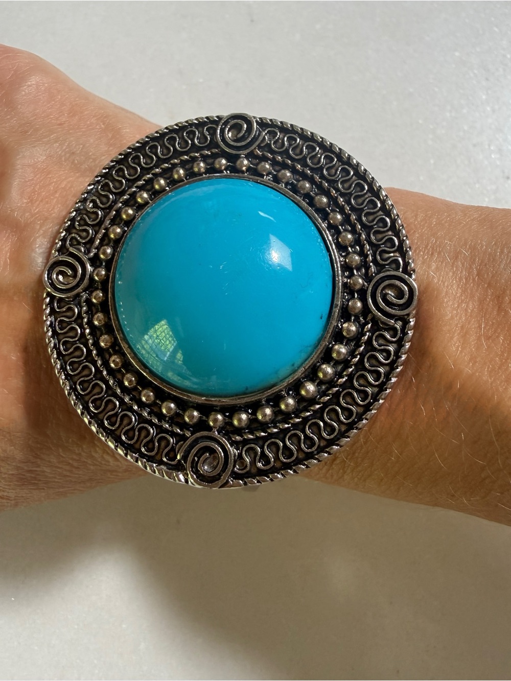 Turquoise Statement Dome bracelet- Bold Blue Fashion Ring. Costume jewelry